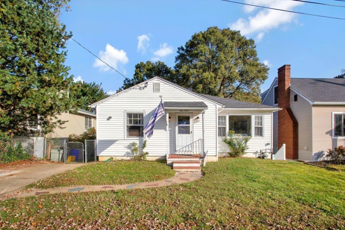 Stylish + Fresh Bungalow 2 Blocks From N-Mc Stadium Annapolis Exterior photo